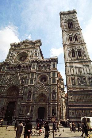 のんびり過ごせる日帰りスキーツアー